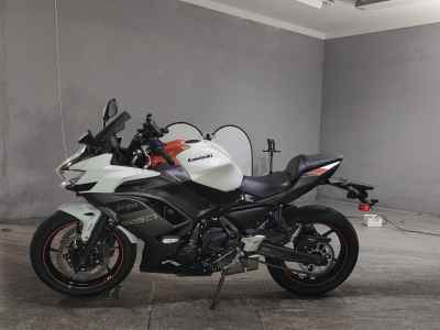Kawasaki Ninja 650 2023