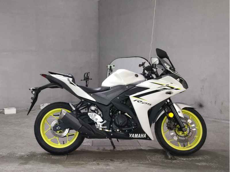 Yamaha YZF-R25 2018
