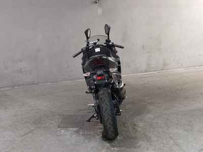 Kawasaki Ninja 400 2023