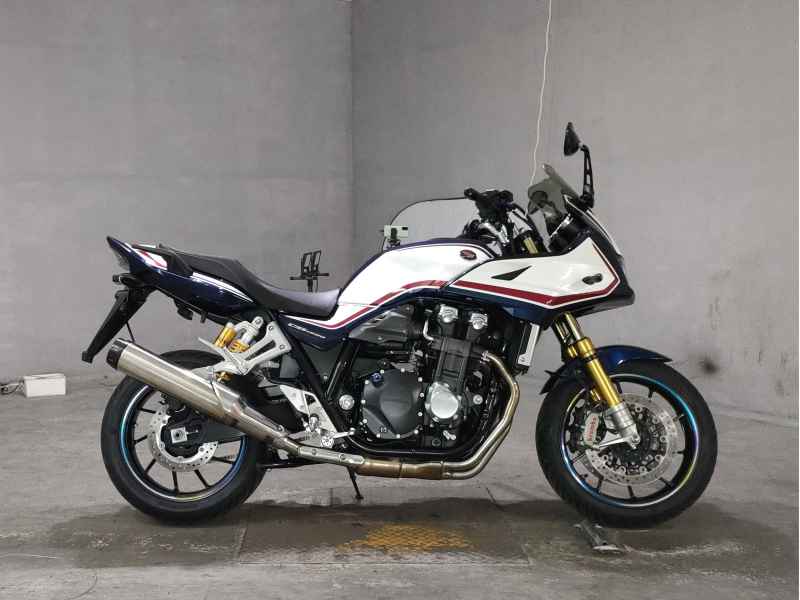 Honda CB1300SF 2021