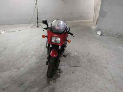 Kawasaki GPZ900R 1992