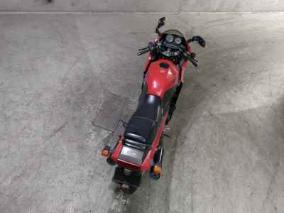 Kawasaki GPZ900R 1992