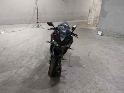 Yamaha YZF-R25 2018