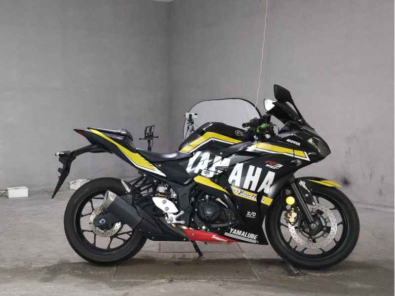 Yamaha YZF-R3 2018