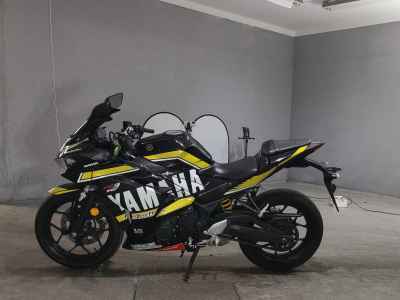 Yamaha YZF-R3 2018