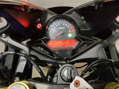 Honda CBR250R 2015