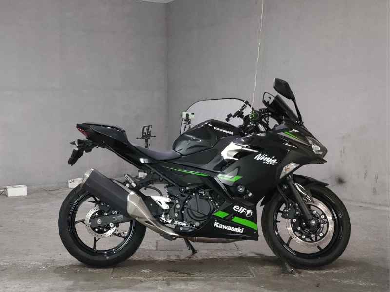 Kawasaki Ninja 400 2021