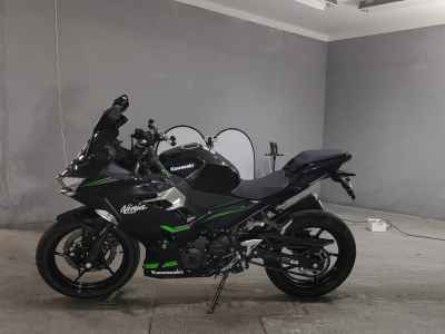 Kawasaki Ninja 400 2021