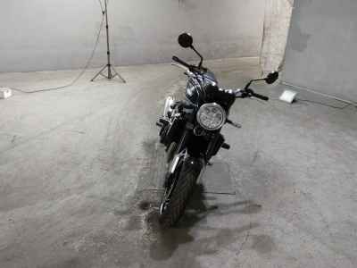 Kawasaki Z900RS 2021