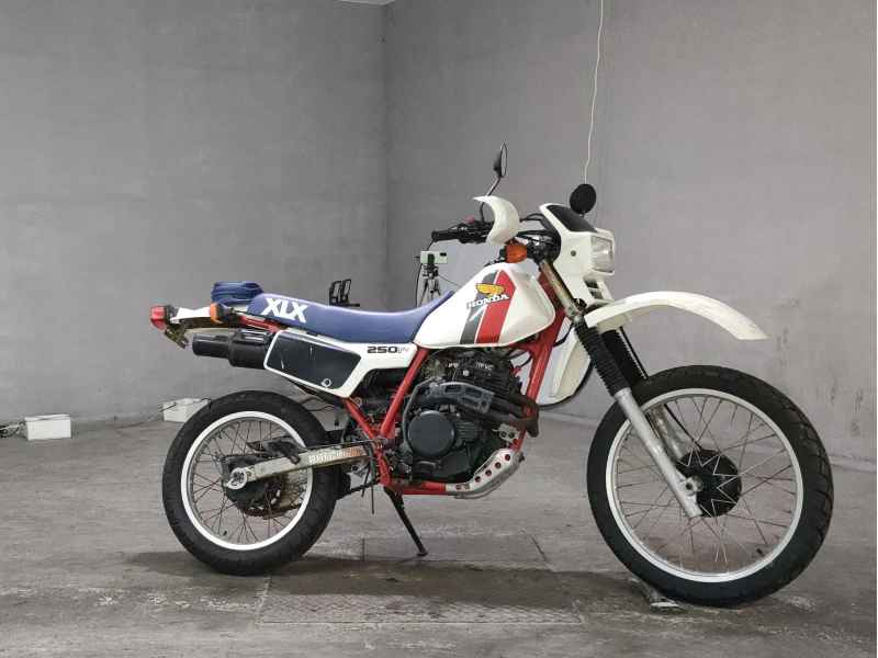 Honda XLX250R 1983