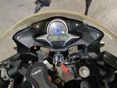 Honda CBR250R 2011