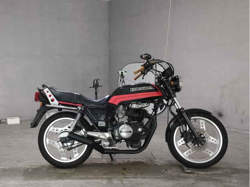 Honda CB400N 2021
