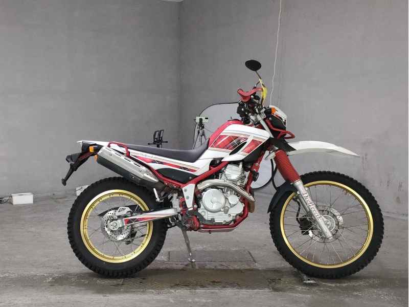 Yamaha Serow XT250 2020
