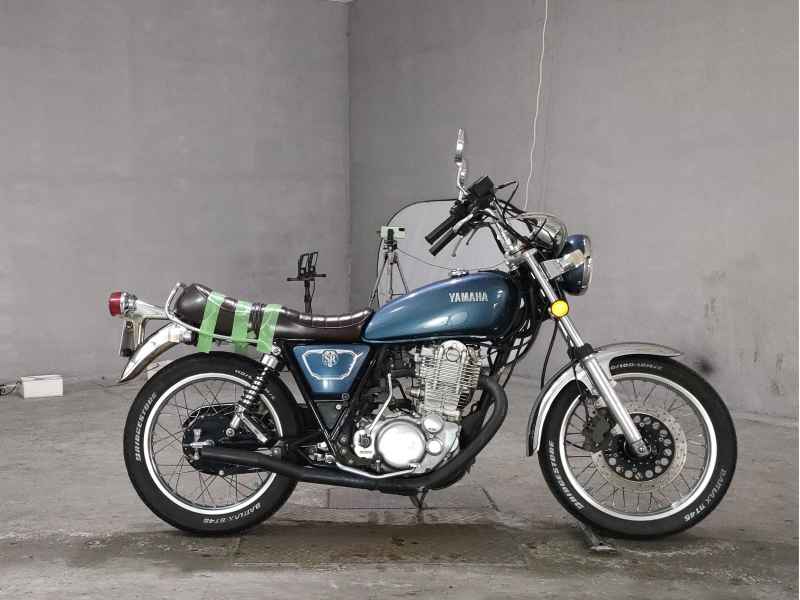 Yamaha SR400 2019