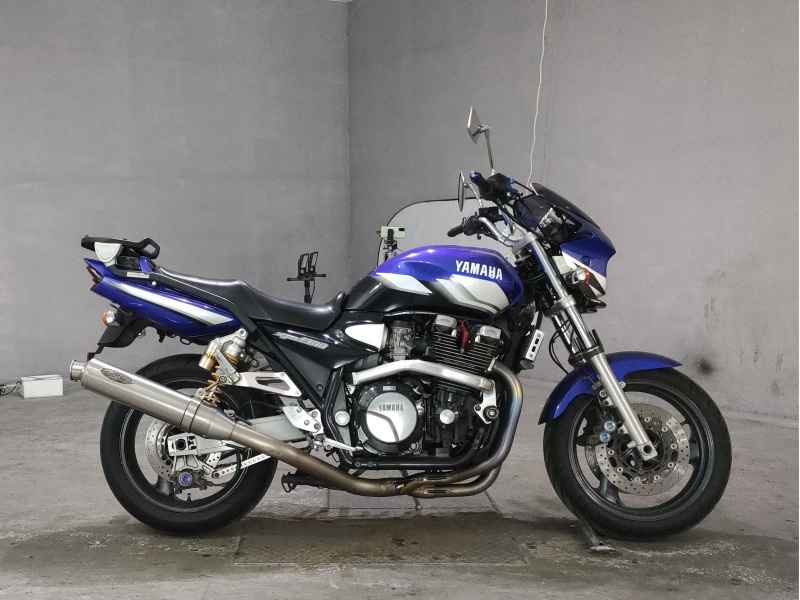 Yamaha XJR1300 2000