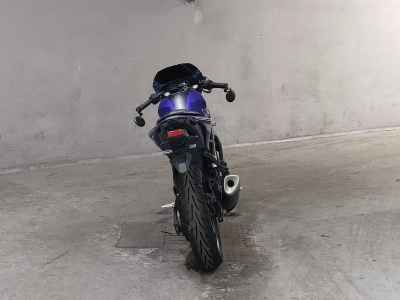 Yamaha YZF-R25 2015
