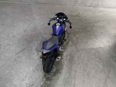 Yamaha YZF-R25 2015