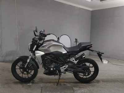 Honda CB250R 2018
