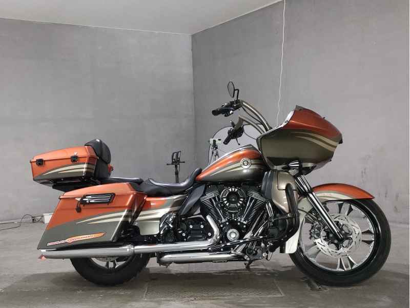 Harley-Davidson Road Glide FLTRXSE1800 2013