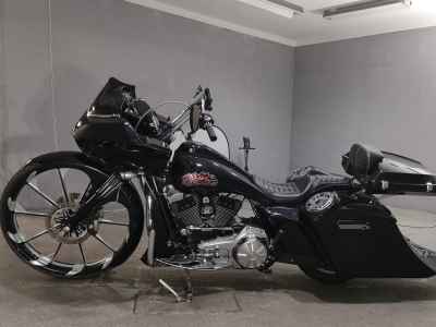 Harley-Davidson Road Glide FLTRX103 2013