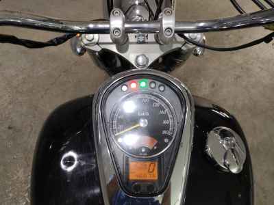 Suzuki Intruder 400 Classic 2011