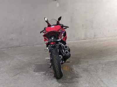 Honda CBR250RR 2023