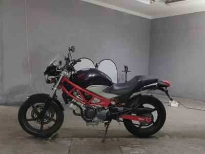 Honda VTR250 2011