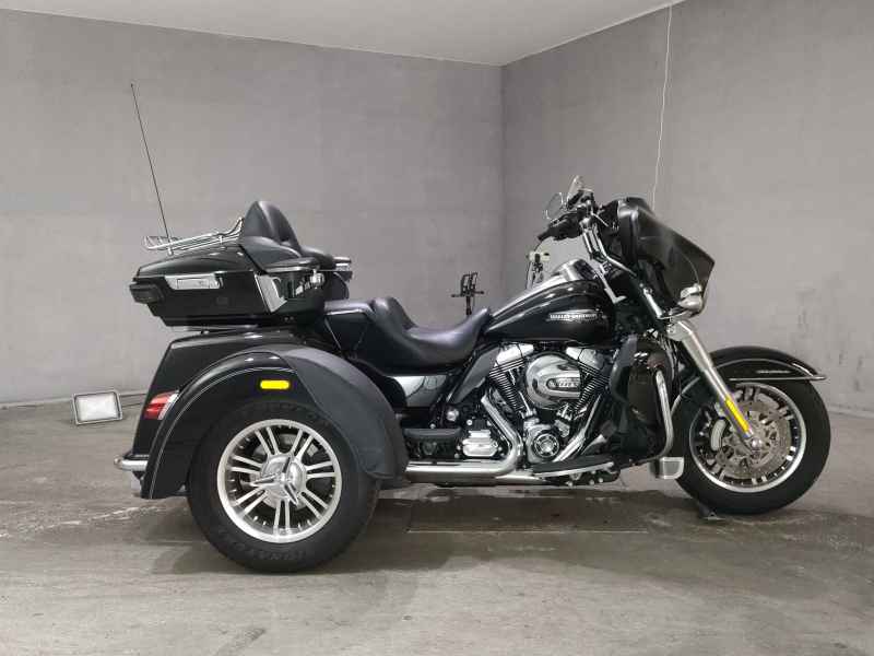 Harley-Davidson Electra Glide FLHTCU103 Trike 2015