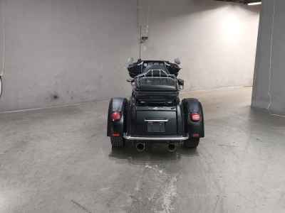 Harley-Davidson Electra Glide FLHTCU103 Trike 2015