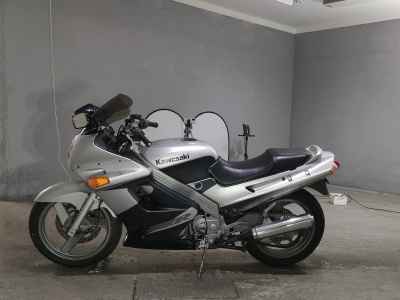 Kawasaki ZZR250 1999