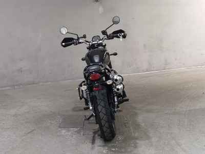 Triumph Street Scrambler 2013