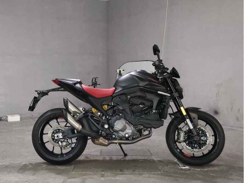 Ducati Monster 937+ 2022