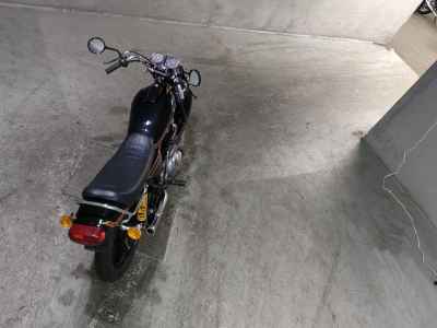 Suzuki GS400 2025