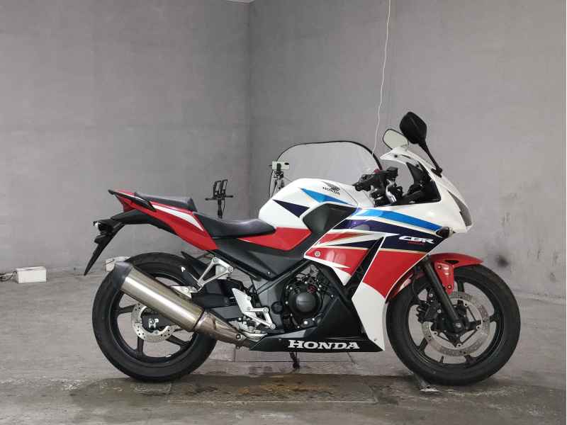Honda CBR250R 2016