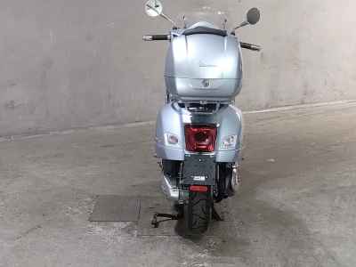 Vespa GTS 300 Super 2021