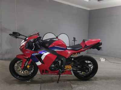 Honda CBR600RR 2021