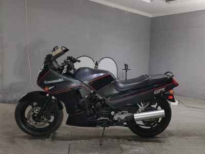 Kawasaki GPX750R 1987