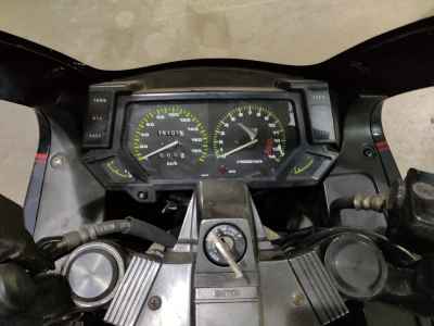 Kawasaki GPX750R 1987