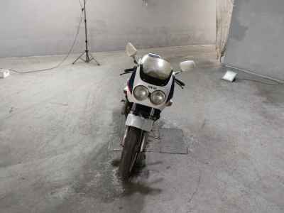 Yamaha FZR250 1987