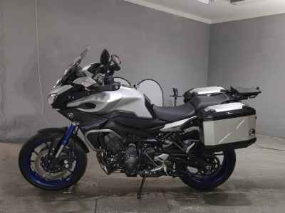 Yamaha MT-09 Tracer 2015