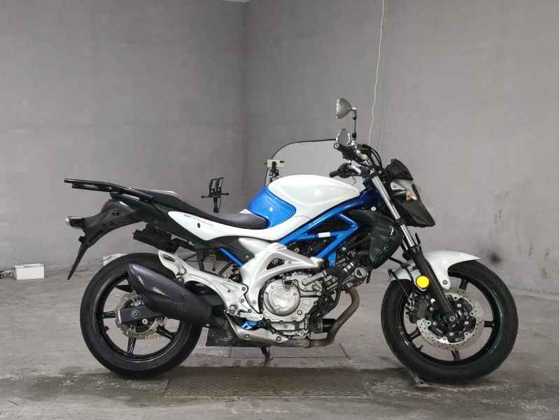 Suzuki Gladius SFV650 2009