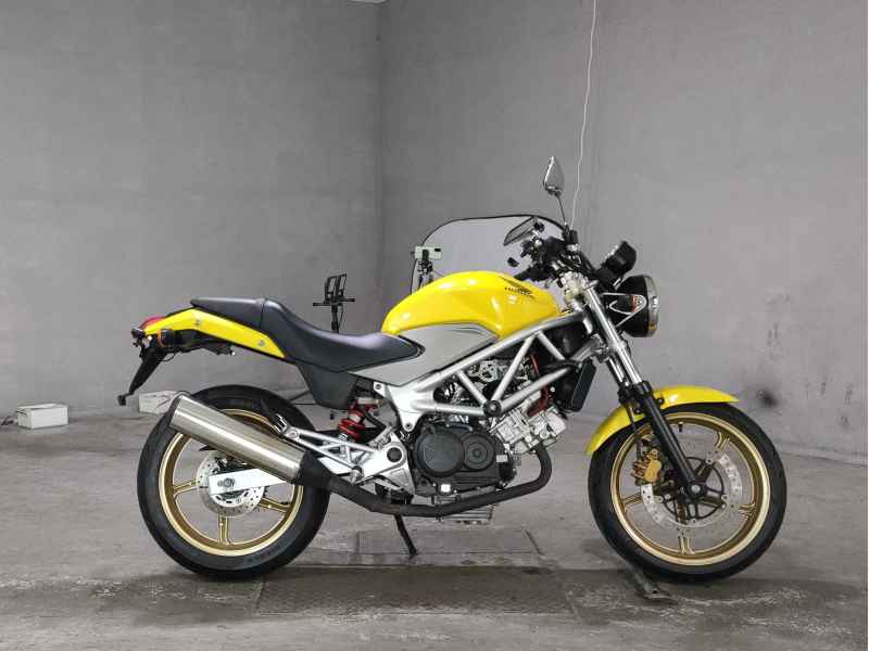 Honda VTR250 2009