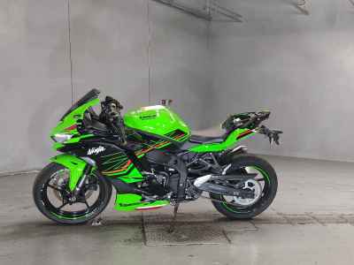 Kawasaki Ninja ZX-25R 2024