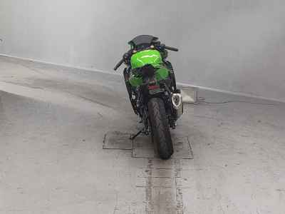Kawasaki Ninja ZX-25R 2024