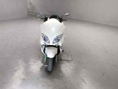 Honda Forza 2000