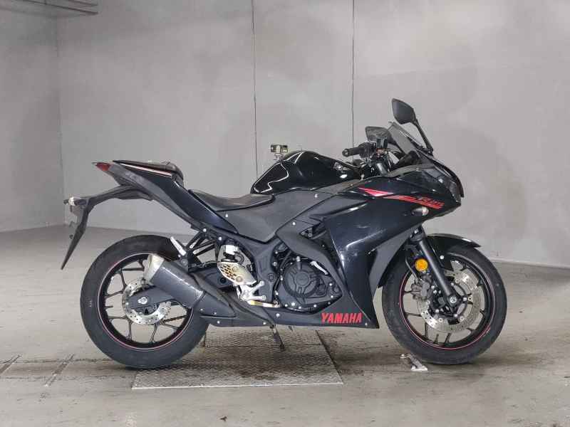 Yamaha YZF-R25 2015