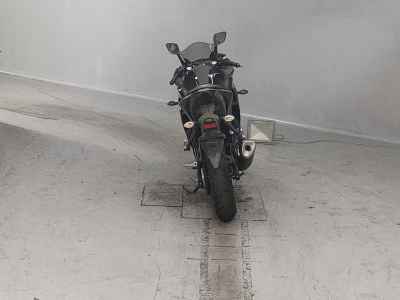 Yamaha YZF-R25 2015