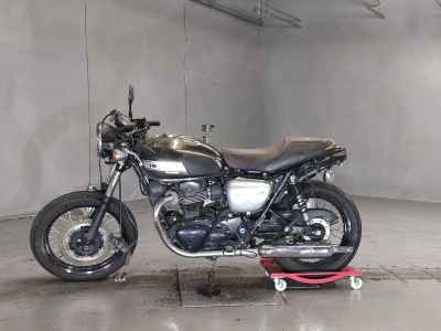 Kawasaki W800 2020
