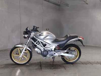 Honda VTR250 2011