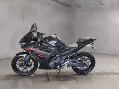Yamaha YZF-R25 2016